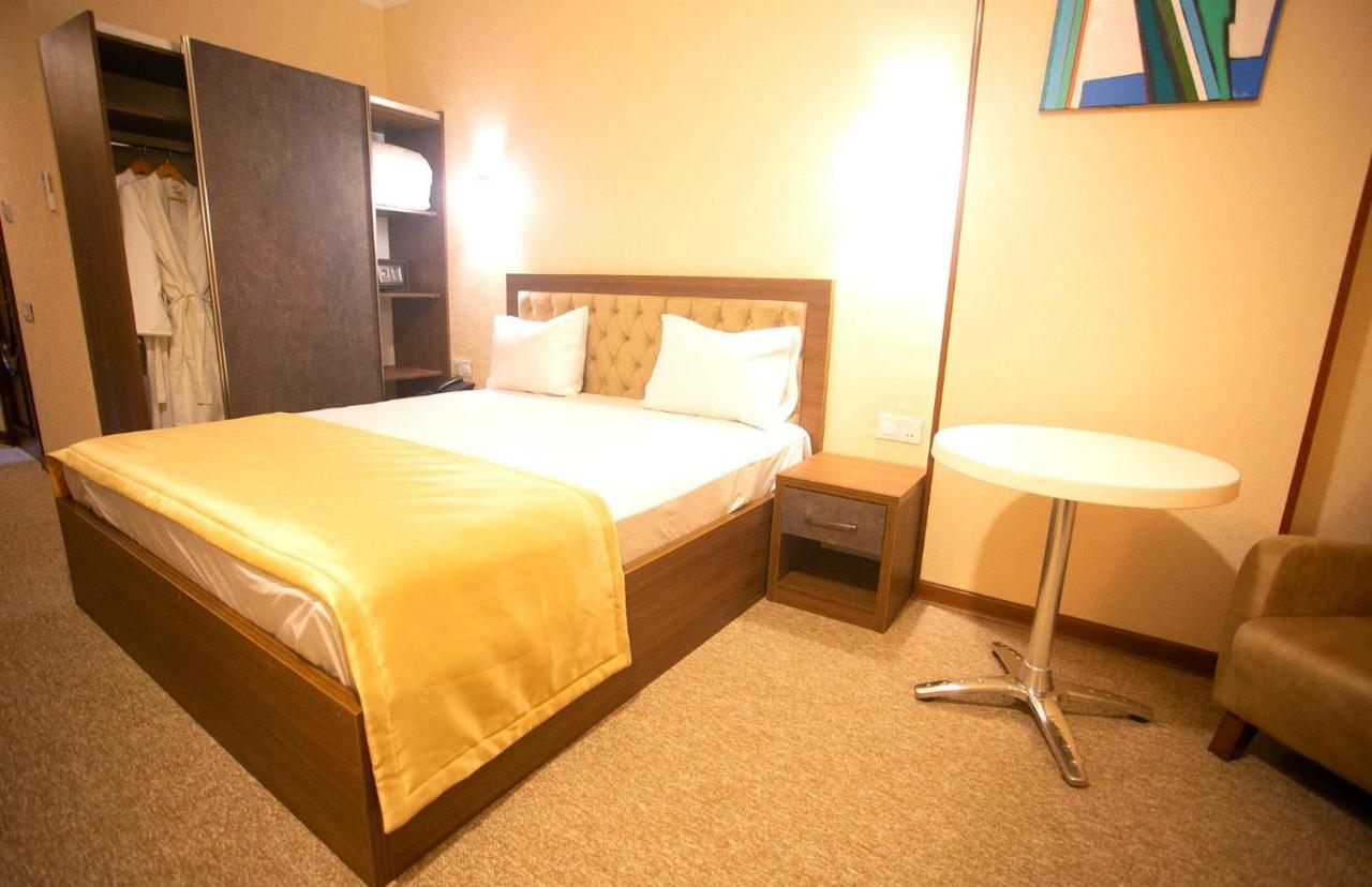 Royal Sapphire Hotel باكو المظهر الخارجي الصورة